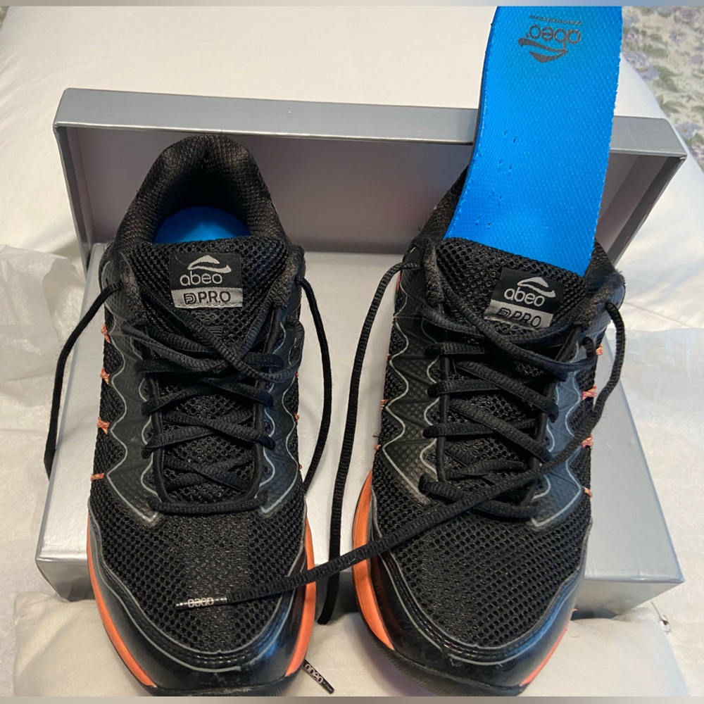 Abeo running shoes